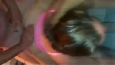 Anne bobin mavi adam anal eski türk porno video alır,