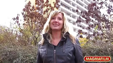 Otururken seks, kayma ve tırnaklarında sert eski yeşilçam pornosu izle bir horoz berbat