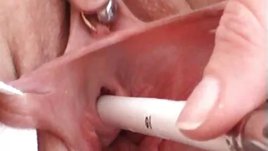 Fransız kız beyaz gelinlik eski türkpornosu giyiyor