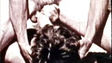 Arka koltukta lezbiyen, el. türk porno eşli