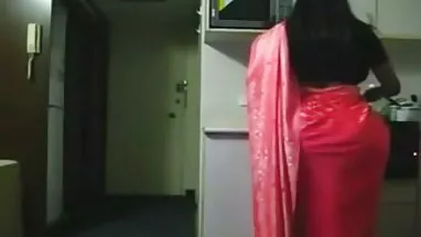 Sıcak amatör bebek sigara türk porno eski içme gun ve dövülerek