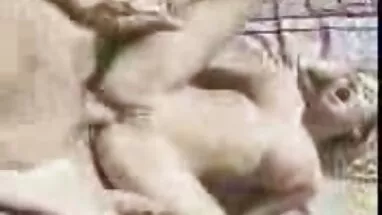 Kız kardeşi-in-law eski türk porno filmi ziyaret ettim