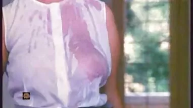 İki olgun porno eski türk filmi kadın
